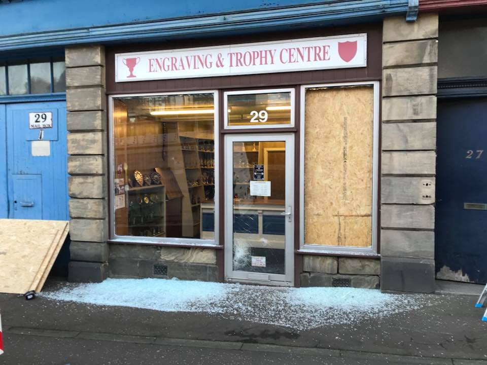 units were replaced with laminated safety glass on the outside and 6mm toughened inner pane.