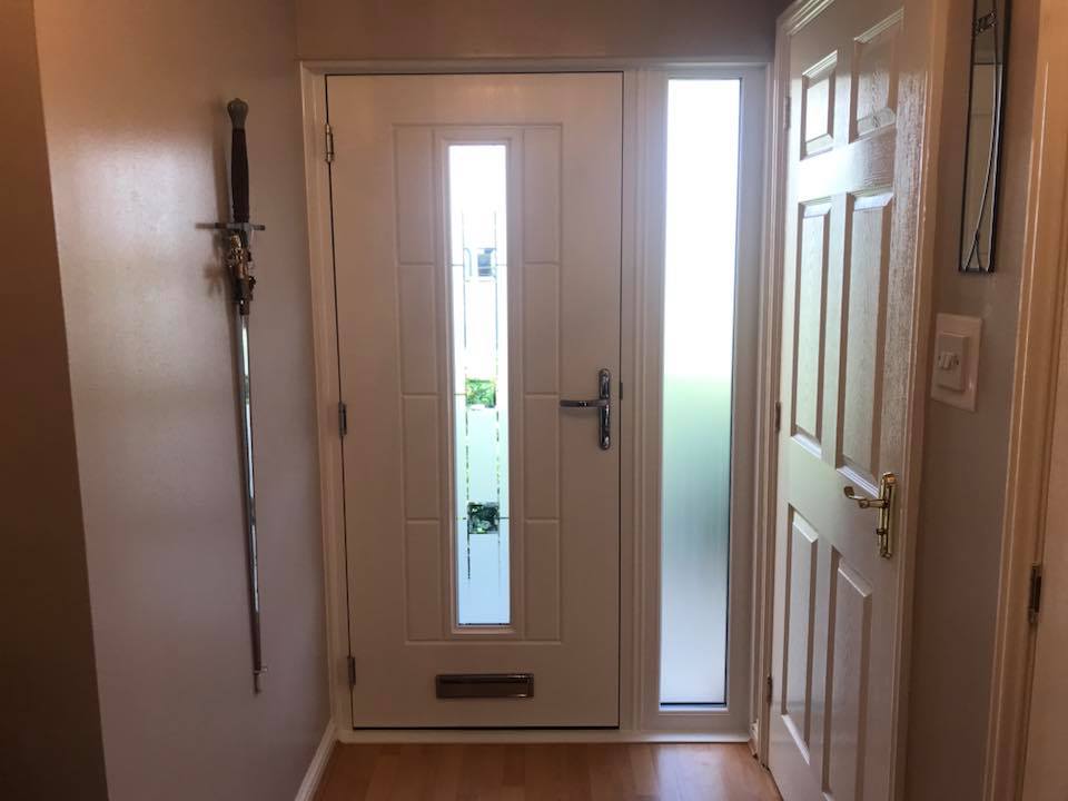Anthracite grey on white Vermont grey shades rock door and side screen fitted in Dunfermline